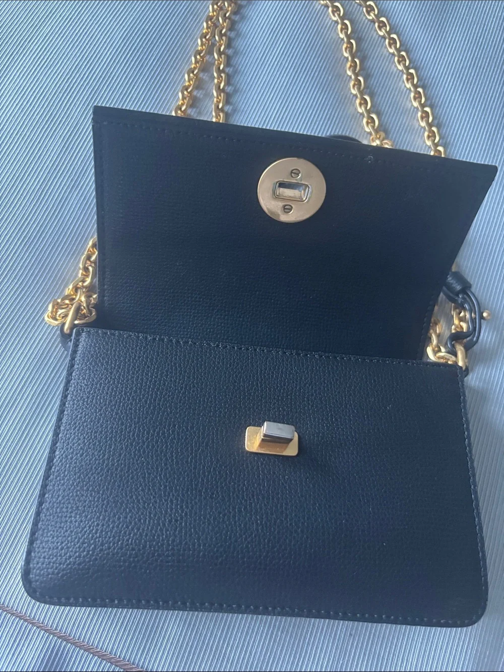 Tory Burch Black Leather Shoulder Bag with Gold Chain and Logo